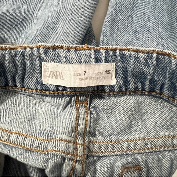 Zara Boys Size 7 Light Wash Straight Leg Jeans Adjustable Waist Distressed - Picture 5 of 6